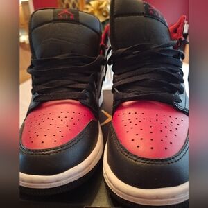 Nike Kids Black and Red Air Sneakers